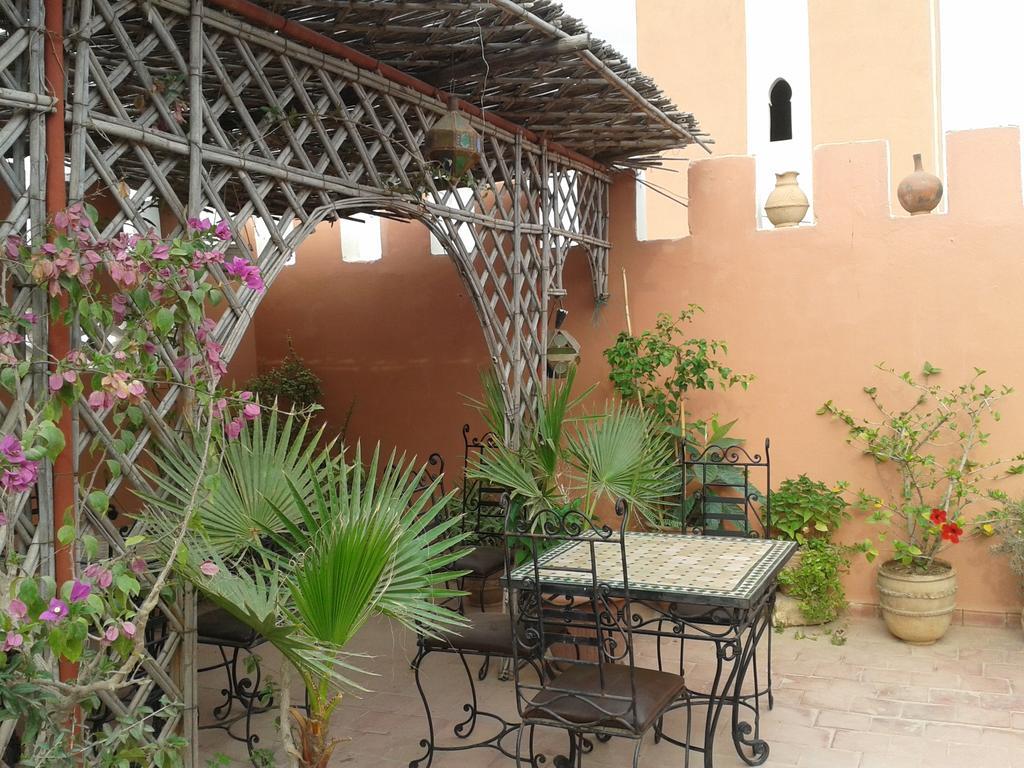 Chambres D'Hotes Les Amis Taroudant Exterior photo